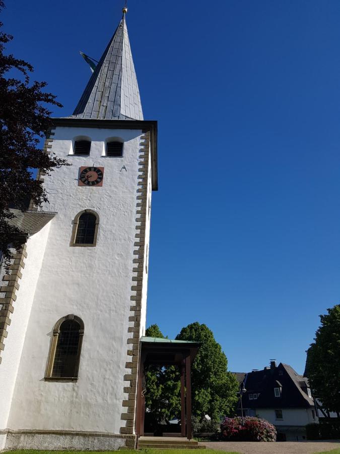 Pilgrims "Franz" Grosszuegige Unterkunft Sauerland Meschede Exterior photo